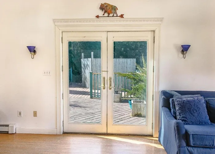 Spacious Seven Peaks Ridge Quiet Side Hot Tub, Pet Friendly, Fire Pit & Deck
