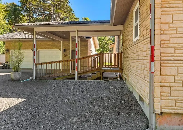 Beachfront Moclips Retreat Hot Tub And Fire Pit