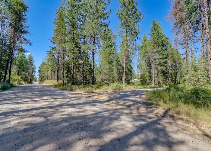 Riffle Road Ranch: 10 Acres, 8 Mi To Silverwood