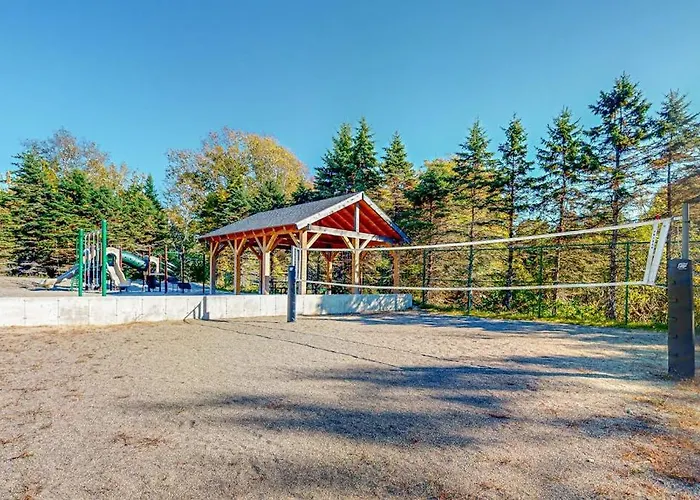 Charming Cabin Getaway With Firepit, Kitchen, Wifi & Nature At Your Door