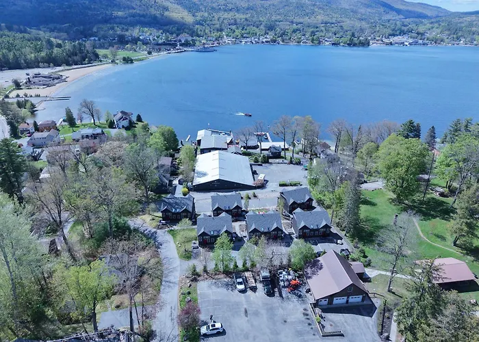 Deluxe Lodge Lakefront On Lake George #4