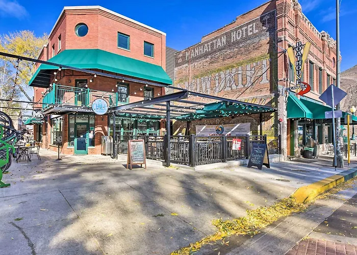 Historic Palace Hotel Loft - Sleeps 6