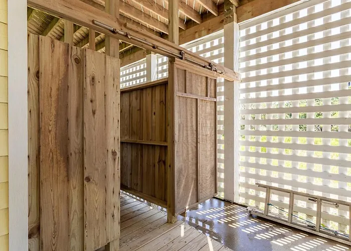 Hatteras Escape, Hot Tub, Elevator, One Min To Beach