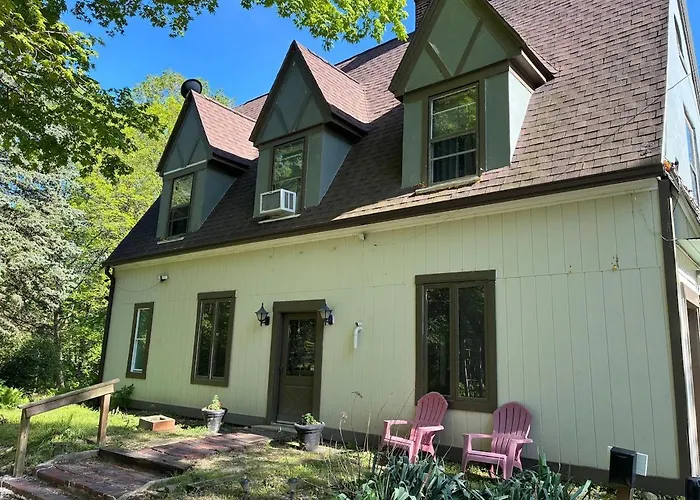 8 Acres Of Privacy Your Group Escape
