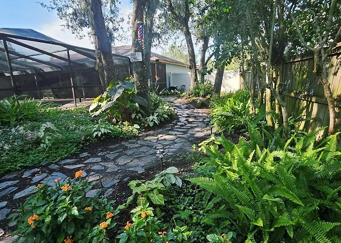 A2E Gardens