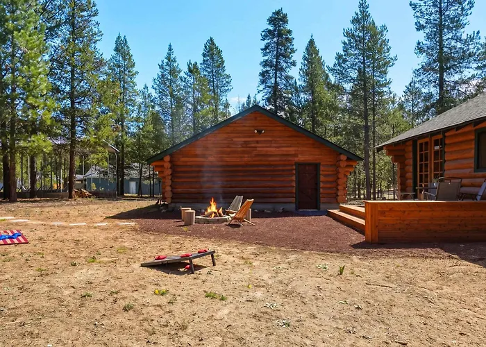 Lucky Logger Cute And Cozy Cabin Getaway