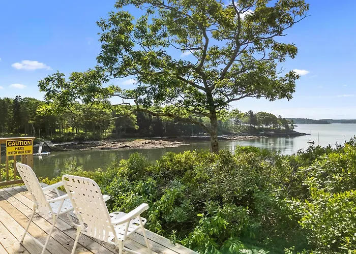 Gorgeous Oceanfront Home With Hot Tub, Modern Remodel, And Stunning Views