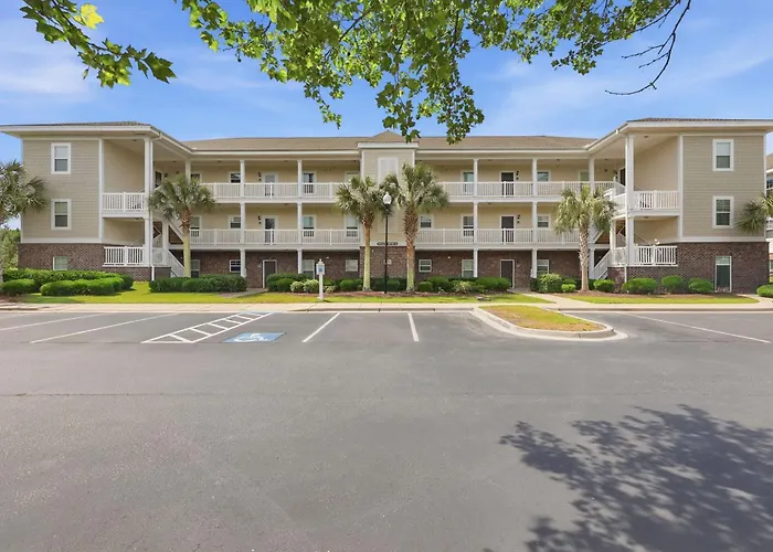 Coastal Comfort Pet Friendly Barefoot Resort Villa