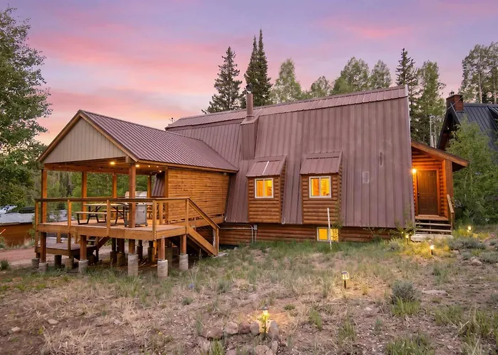 Ski-Lee Retreat - Ski - Hike - Explore - Sleeps 10