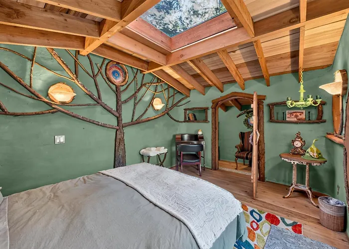 Hobbit Hideout