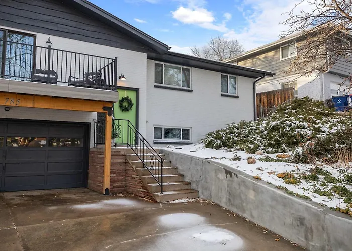Hot Tub Family Home With Mountain Views - Close To Red Rocks And Clear Creek