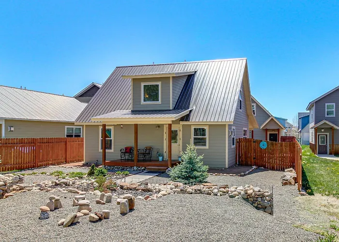 Shuttle To Crested Butte! 2-Unit Gunnison Retreat