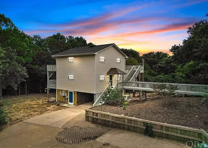 3Br 3Ba Beach House
