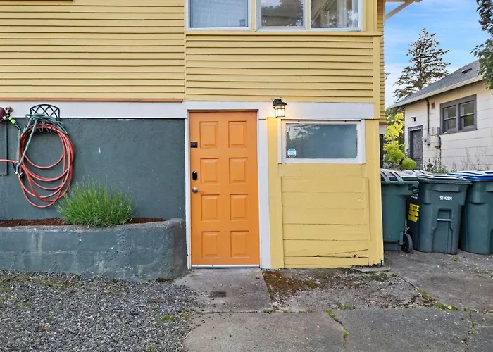 Yellow York House