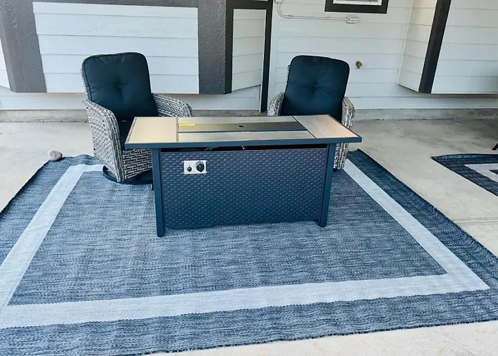 5Br Cozy Home- Sleeps 14, Pets Ok, Ev Charger