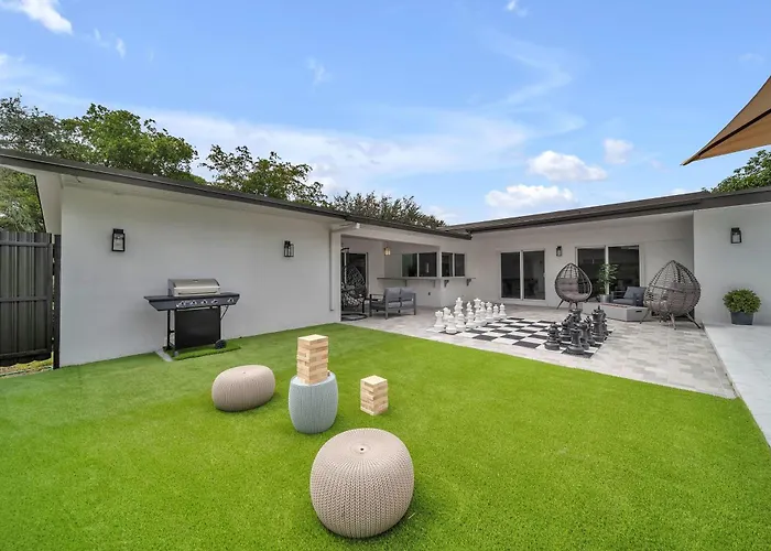 Villa Florenza, Spacious 5Br Oasis With Private Pool