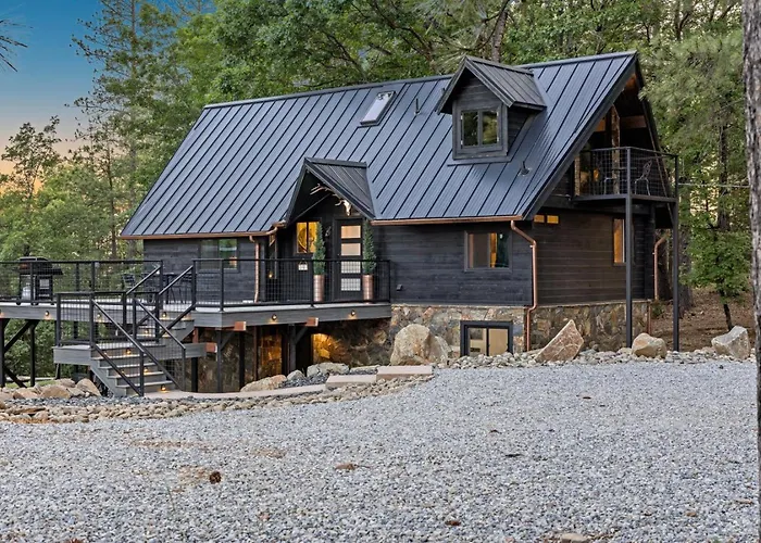 Exquisite Custom Country Home On National Forest