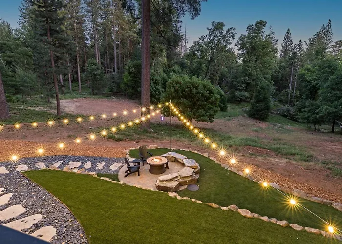 Exquisite Custom Country Home On National Forest