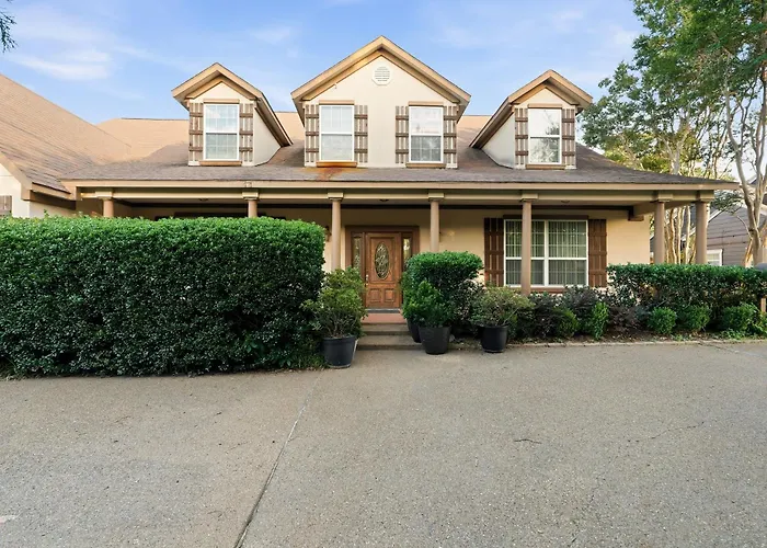 Marvelous Mesquite Mansion