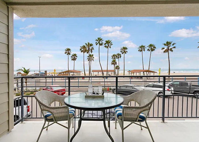 Beachfront 2Br Harbor Condo W Ocean View Balcony