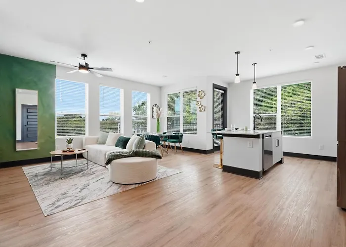 Modern Emerald Oasis Stylish Decatur Getaway