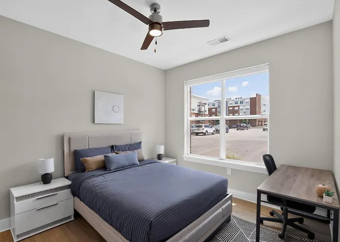 Homey 2Br With Great Space