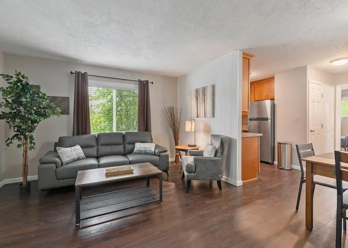 Extended Stay Apt #9 1Bd-Full Kitchen-Mcminnville