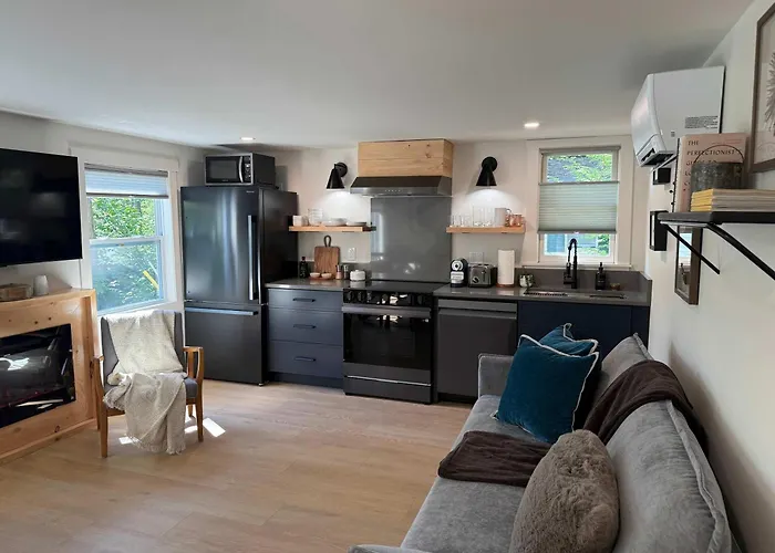Sunapee Getaway With Lake Access
