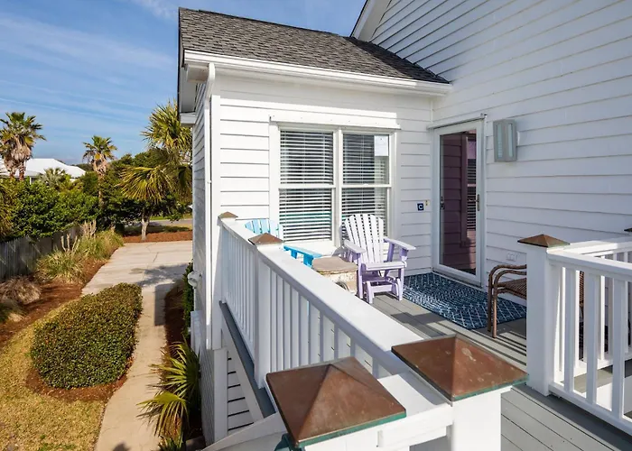 Marshall Blvd 2907 C - Ocean Spray At The Blue Horizon