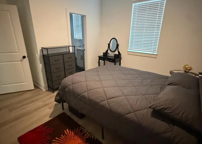 Katy Comfort Townhome