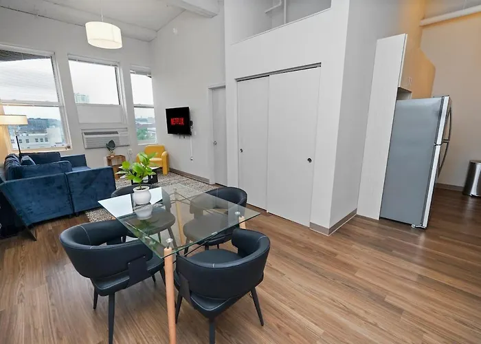 Downtown 2Br Stay 4 Min To Milwaukee Public Market