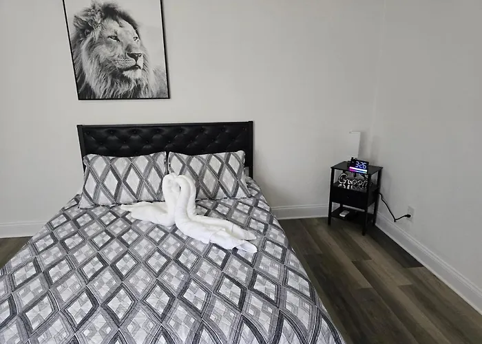 The Paradise Apartment 1