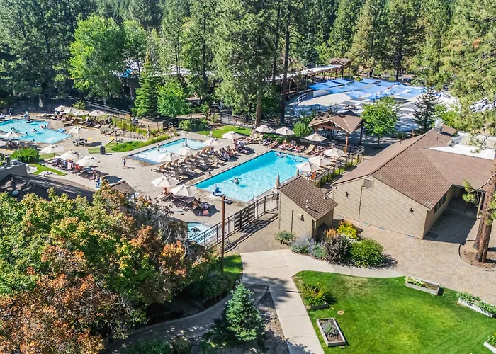 7Th Mt Resort - Pool & Golf - Treetop Retreat
