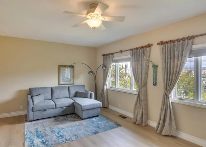 Pets Welcome! Simi Valley Home W/ Mtn & City View