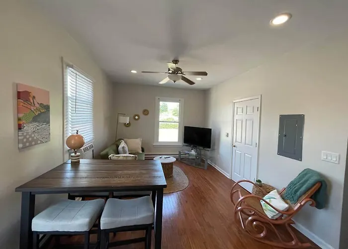 Beach Town Retreat | 2Br Near Dunes And Downtown
