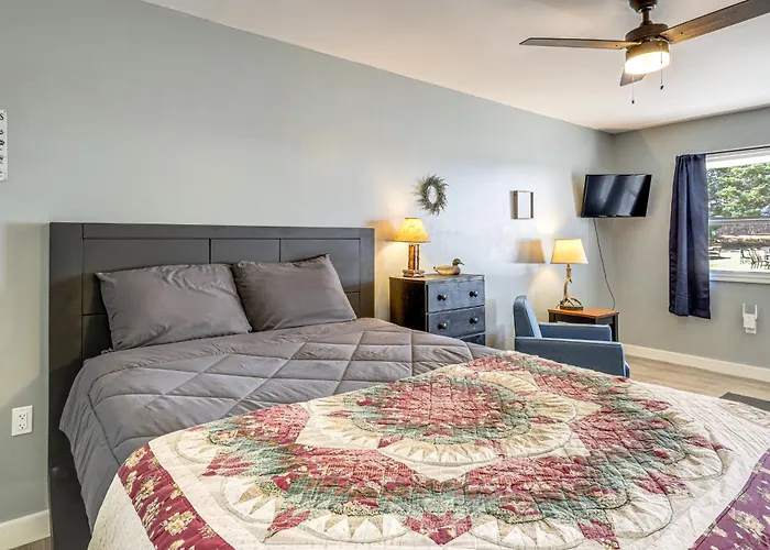 Boat, Fish, Hike! Schroon Lake Getaway