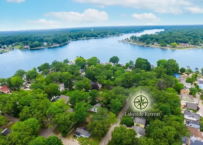 Lakeside Retreat