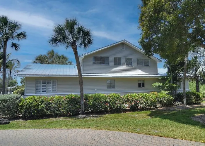 Sanibel Sandals & Flip Flops