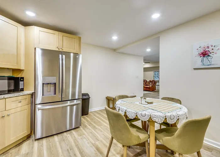 3 Mi To Dtwn Douglasville! Apt W/ Yard & Patio