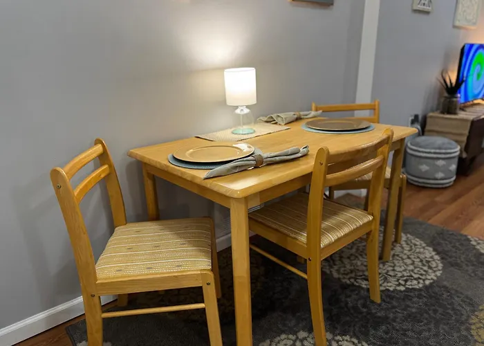 Jefferson Carriage House Hideaway