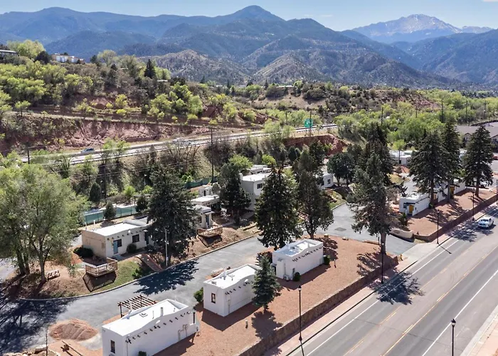 Homey Studio In Manitou Springs Walk Downtown