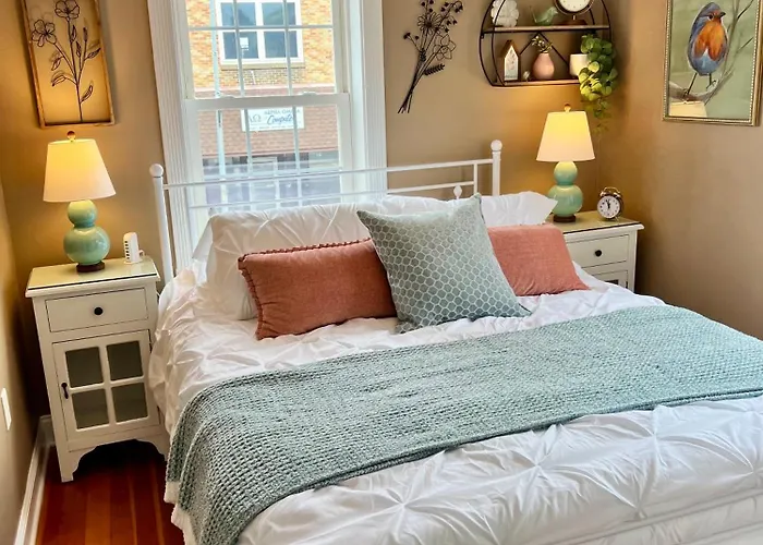 Apartment Downtown Monmouth By Market Alley