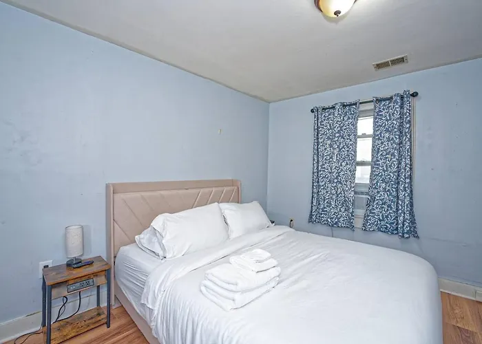 Comfy & Convenient 2-Bed Fl 1 Apt @Downtownalbany