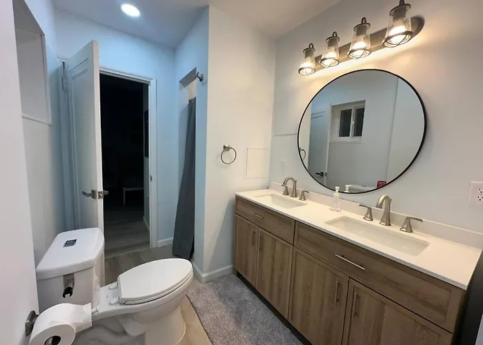 Great Lakes Resort - Master Suite - Suite 11