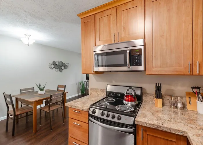 Extended Stay Apt #3 1Bd-Full Kitchen-Mcminnville