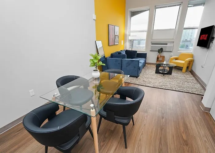 Downtown 2Br Stay 4 Min To Milwaukee Public Market