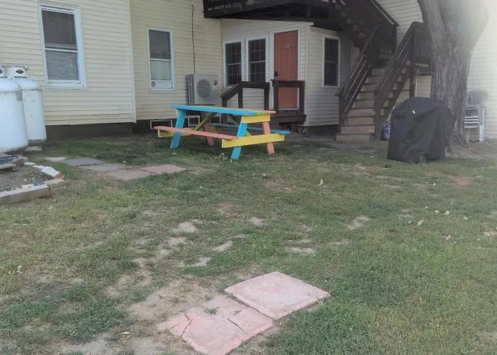 Newly Updated 1Bd Apartment 10 Min To Beach