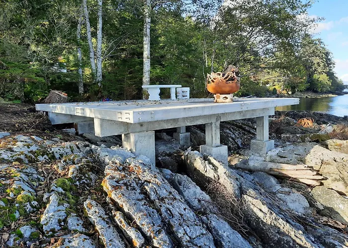 Whale Spotter Inn