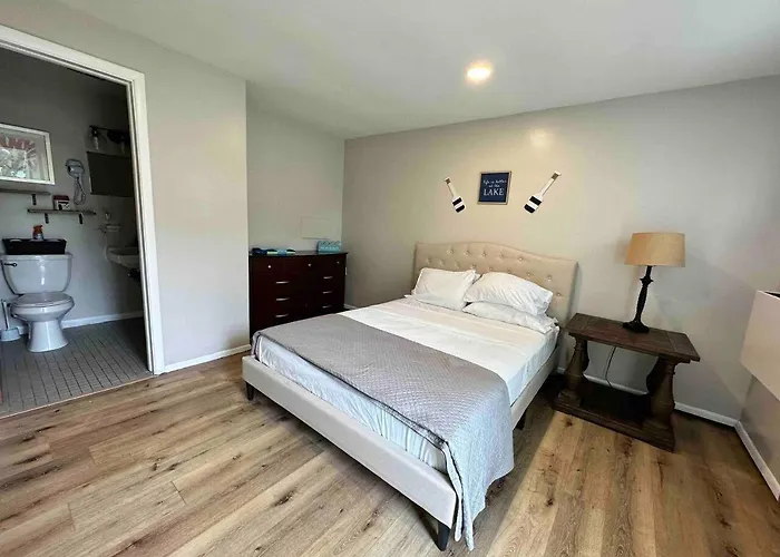 Great Lakes Resort - Family Suite - Suite 4