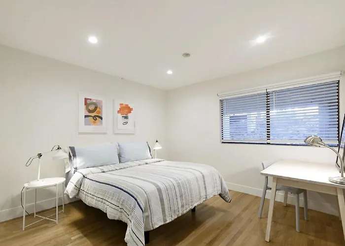 Three Bedroom Residence With Private Rooftop Deck
